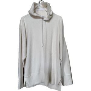 Fabletics hooded fluffy soft white sweatshirt - size large